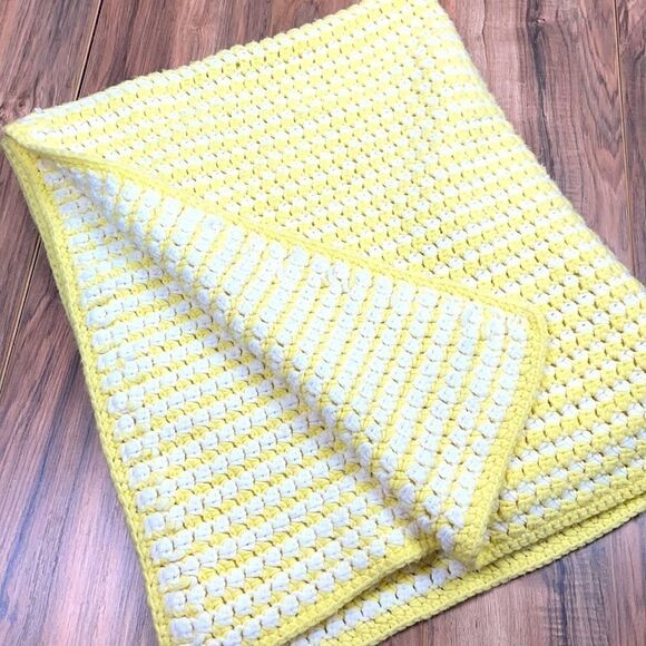 Handmade Yellow & White Crocheted Baby Blanket - Picture 1 of 3